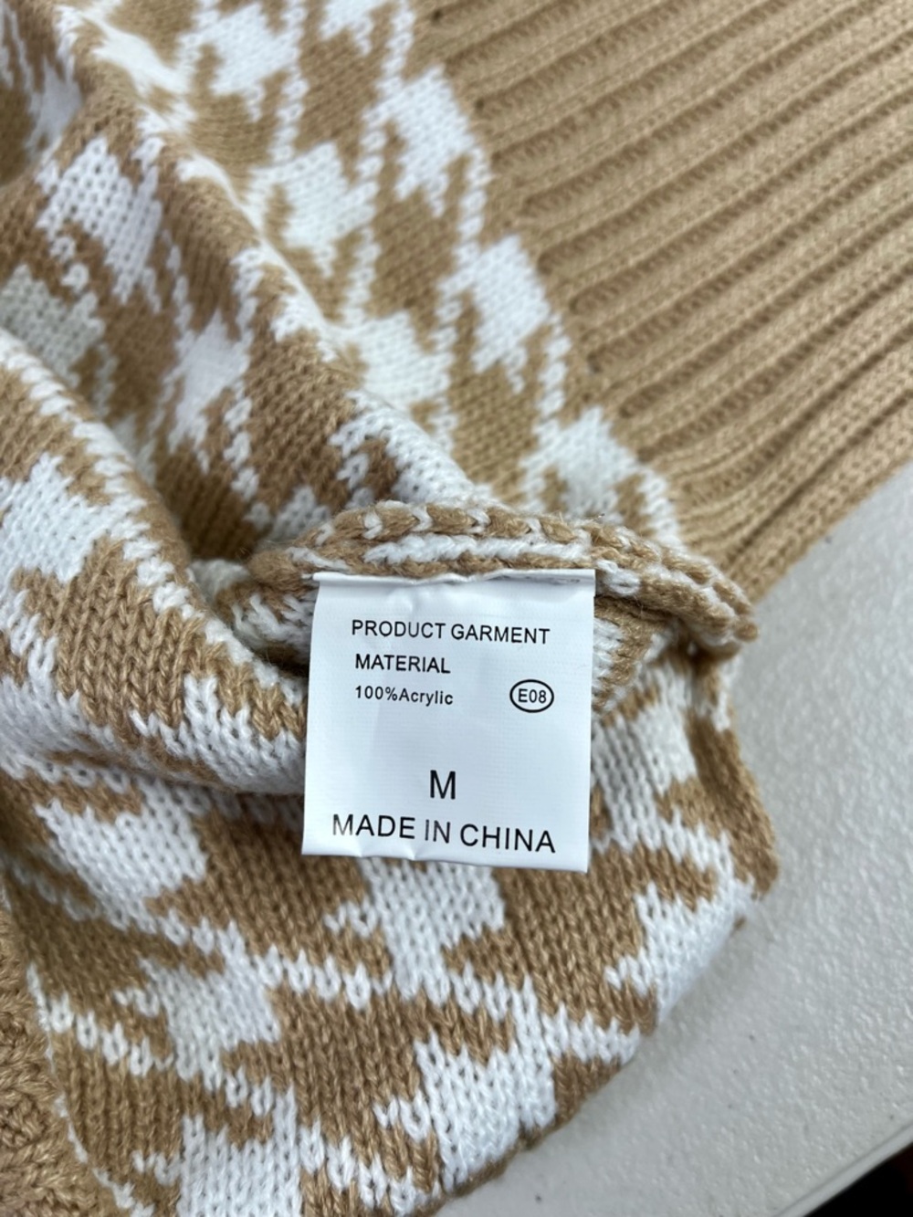 Women's Oversized Houndstooth V-Neck Sweater Vest - Camel/White - Picture 5 of 10